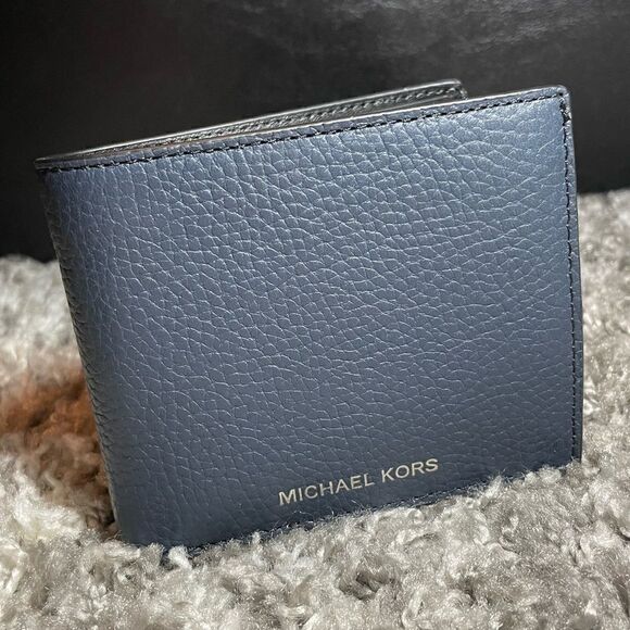 NWT Michael Kors Mens Pebbled Leather Billfold Wallet - Picture 1 of 5